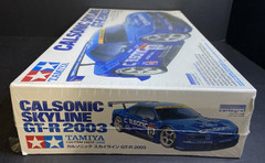 2004 Vintage TAMIYA 1/24 CALSONIC SKYLINE GT−R 2003 Plastic Model Factory Sealed