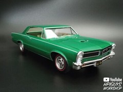 AMT1410 Pontiac GTO Hardtop 1965 ‘Kat’s Collection’ Plastic Model Kit Sealed New