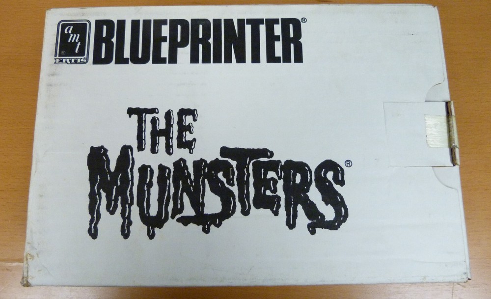 1/25 AMT Blueprinter The Munsters 2 Pack – New – Complete – Sealed Parts