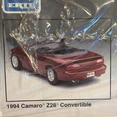 😎1994⭐️Chevrolet⭐️Camaro🚨Z28😎Convertible AMT 1:25 Model Sealed