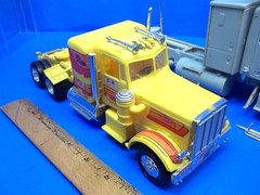 Vintage Model Trucks – Big Rig – 18 Wheelers – (2) For Parts