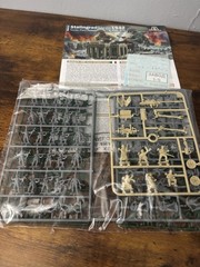 Italeri 6193 1/72 Model Kit WWII Stalingrad Siege 1942 (no buildings)
