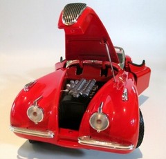 Ertl Hamilton 1948 Jaguar XK120 Red Roadster 1:18 Die Cast Model