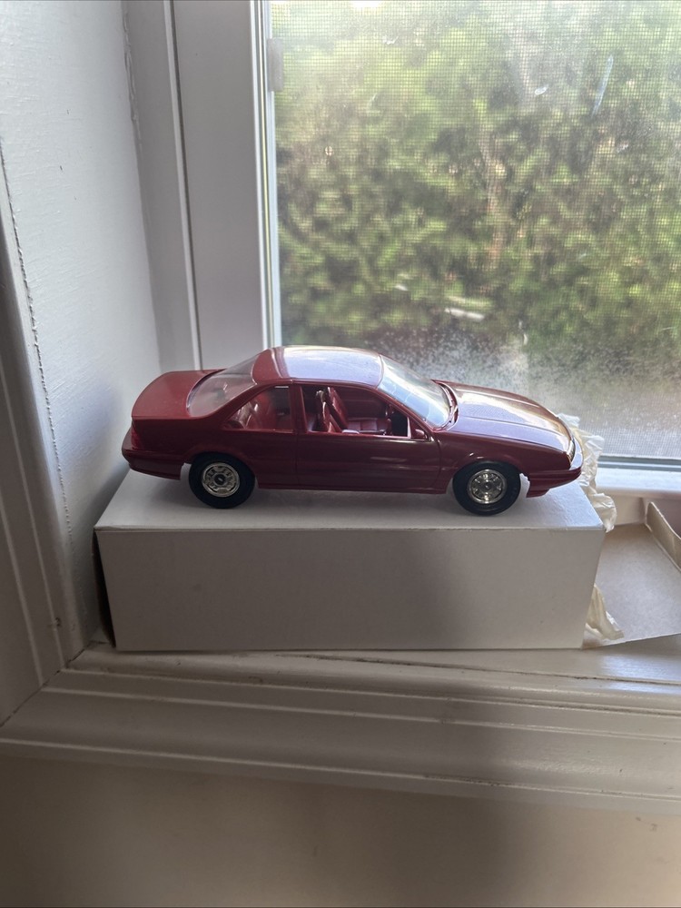 NEW Vintage 1/25 Scale 1988 Red Chevy Beretta GT Model Kit car Toy