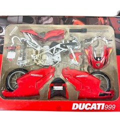 New Ray Ducati 999 1:12 Die Cast Red Motorcycle Model Kit NEW