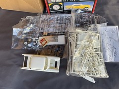 AMT Pro Shop 57 Chevrolet Bel Air 1:25 Scale Car Model Kit Skill Open Box