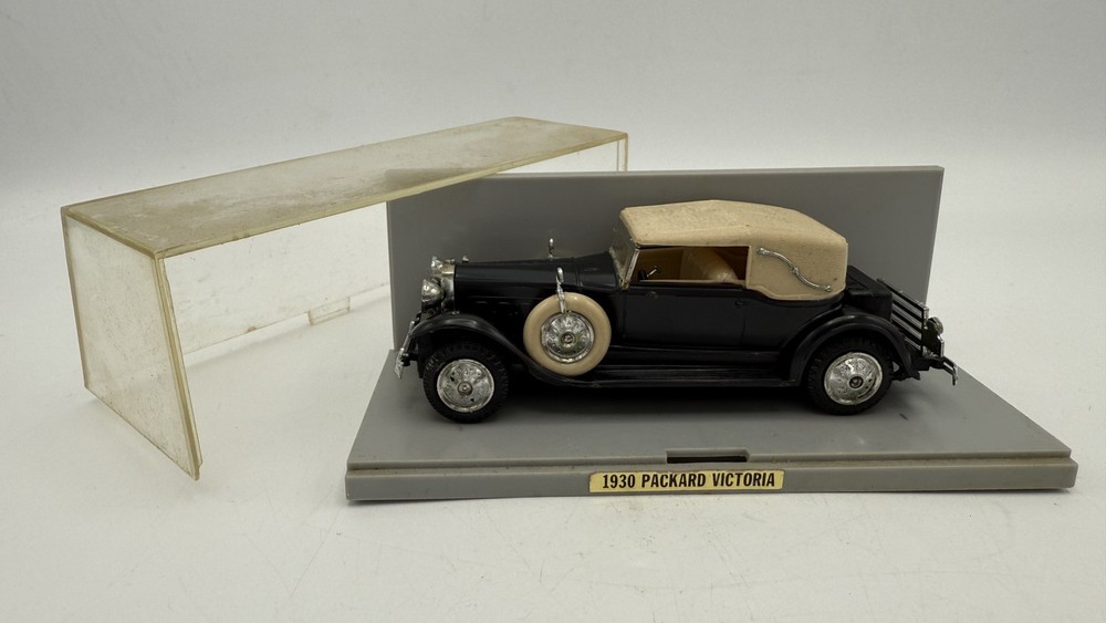 Renwal Black ‘Hubley’ 1930 Packard Dietrich Victoria Model Kit 1966 Assembled