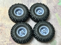 1/24 Scale: 15-Inch “5-Spoke Steel” Wheels W/ Huge 35-inch Mud Tires. Resin