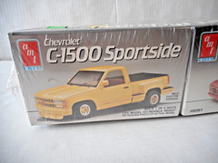 AMT Walmart Pickups Special Value 2 Pack 1972 GMC Stepside & Chevrolet Sportside