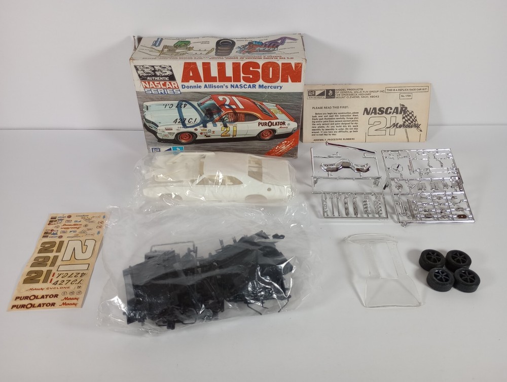 Mercury Cyclone #21 Donnie Allison MPC 1:25 Model Kit # 1-1704 Sealed Parts Bags
