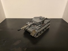 WWII Tank Model 1/48 German Tiger I Early Production