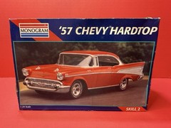 Revell Monogram 1957 Chevy Chevrolet Hardtop Kit 1:24 #85-2225 NIB!!