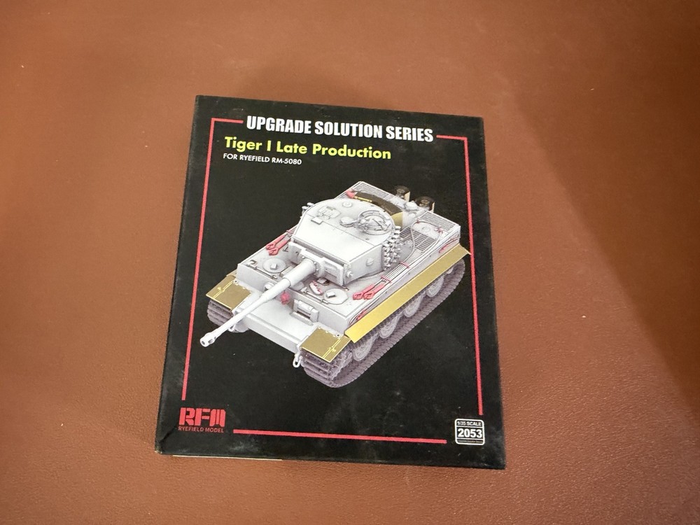 1/35 Rye Field #2053 Tiger I Late Upgrade Set KIT. 6007