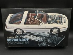 Supra 3.0 GT Twin Cam24 Fujimi 1/24 Aoshima VTG ORIGINAL BOX CONTENTS SEALED
