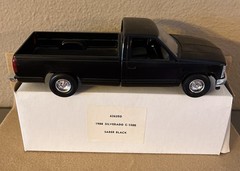 ERTL 1988 Silverado C-1500 Dealer Promo Model 1/25 Scale Saber Black #6262EO