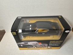 Testors 1968 Chevy Chevelle SS 396 Bronze Series 1:24 Metal Body Model Kit READ