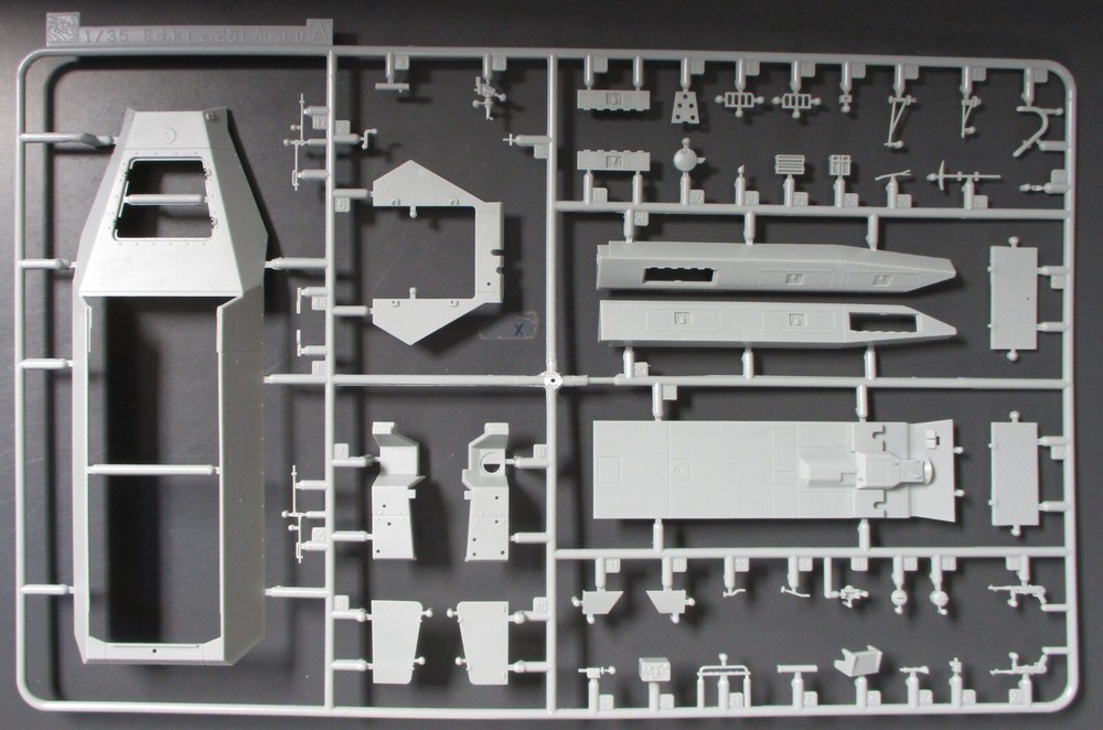 Dragon 1/35 Scale Sd.Kfz. 251/22 Ausf D – Parts Tree A from Kit No. 6963