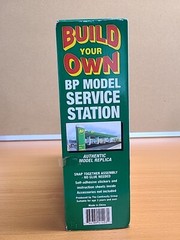 BP Model “Build Your Own Service Station” 1995 NIB Gas & Car Wash (Package Wear