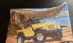 Revell Jeep Wrangler Rubicon Model Kit 85-4501 Brand New Sealed Damaged Box