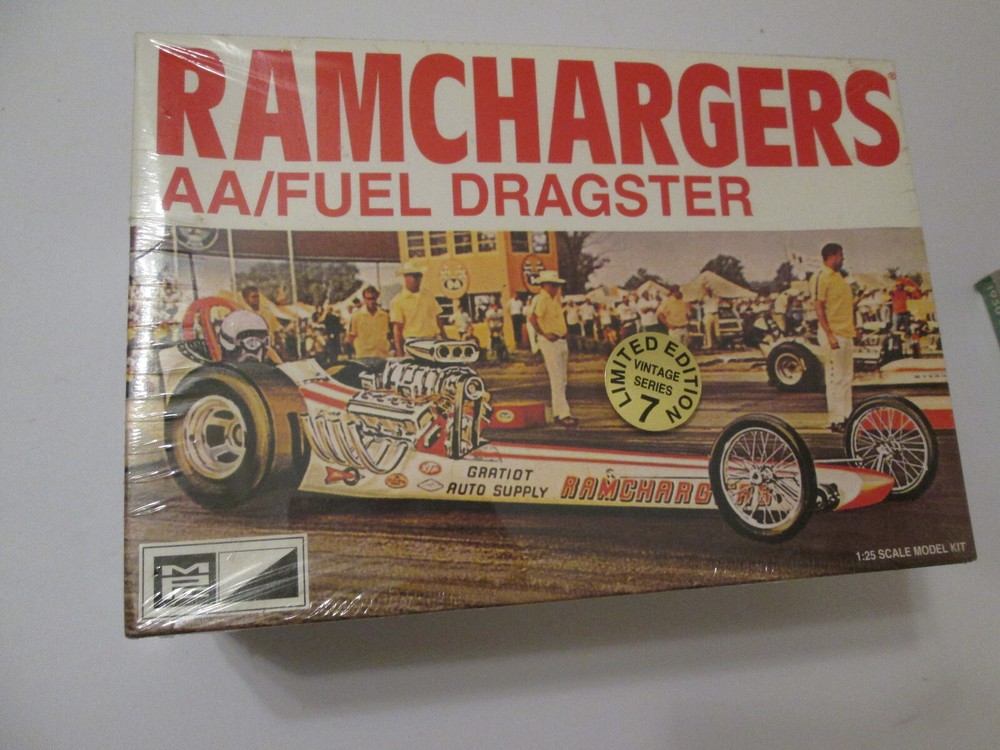 1:25 MPC RAMCHARGERS AA/FUEL Front Engine Dragster Vintage Series #30108