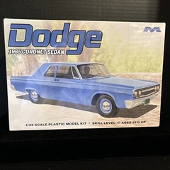 MOEBIUS 2461 DODGE 1965 CORONET SEDAN MODEL KIT-NIB-1/25 SCALE
