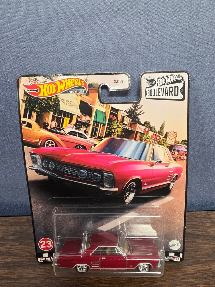 Hot Wheels Boulevard 1964 Buick Riviera Diecast Car