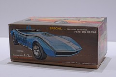 AMT CHEVROLET CORVETTE STINGRAY CONVERTIBLE SCALE 1:25 MODEL KIT Y718 RARE!