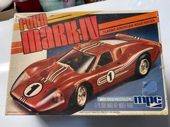 MPC 1/25 25th Ford Mark IV Road Racer