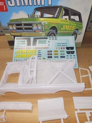 GMC JIMMY BODY,INTERIOR,GLASS,DECALS,TRIM BUILD STOCK OR DRAG