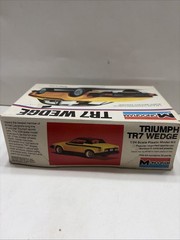 Triumph TR7 Wedge in 1/24 scale by Monogram from 1977 New Open Box