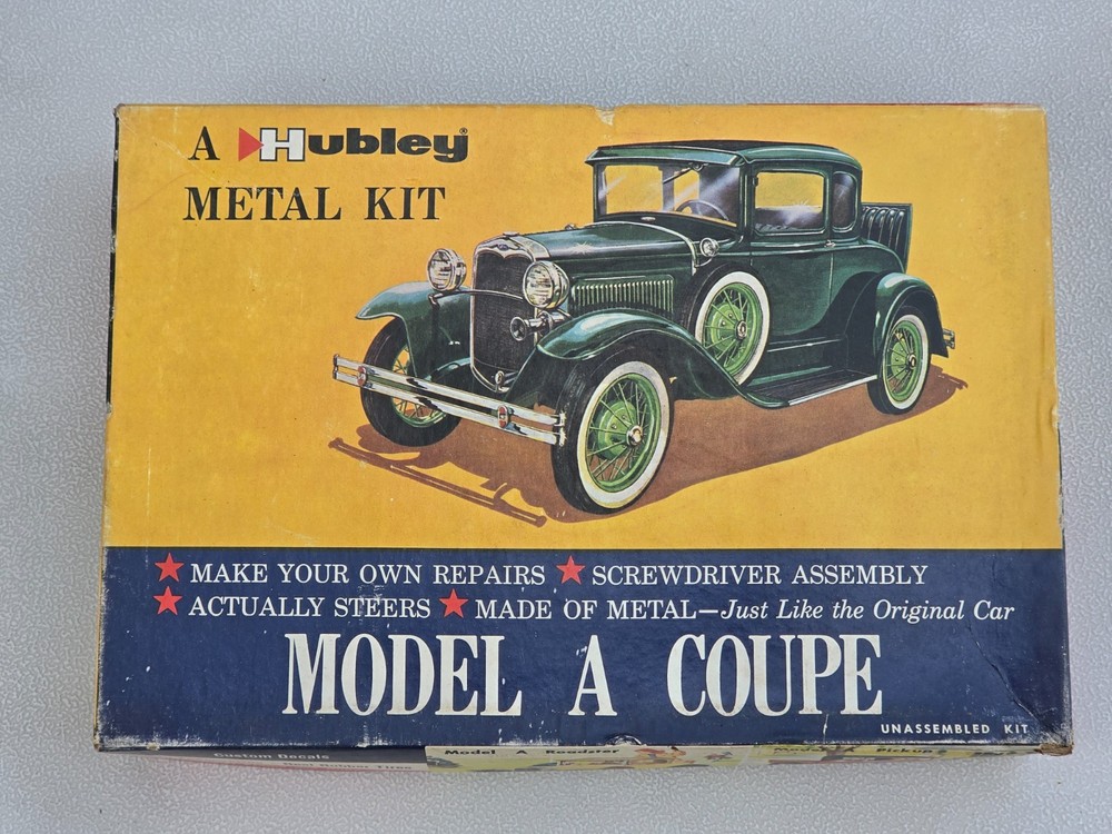 HUBLEY Ford Model A Coupe Metal NEW Model Kit 1/20 #4861 1960s NOS